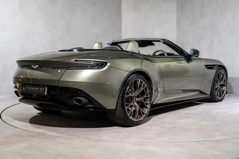 Aston Martin DB12 Volante — photo 4 of 66