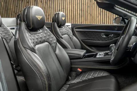 Bentley Continental GTC V8 2