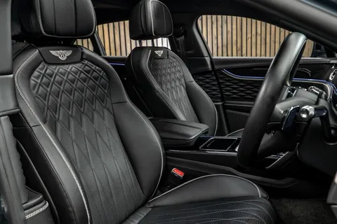 Bentley Flying Spur V8 2
