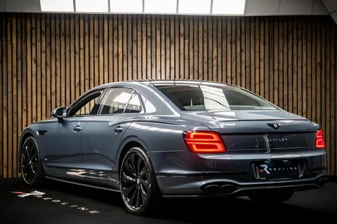 Bentley Flying Spur V8 3