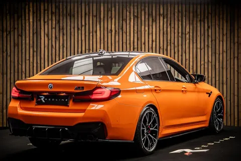 BMW M5 Competition 4