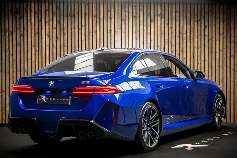 BMW M5 4