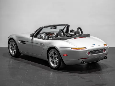 BMW Z8 — photo 2 of 15