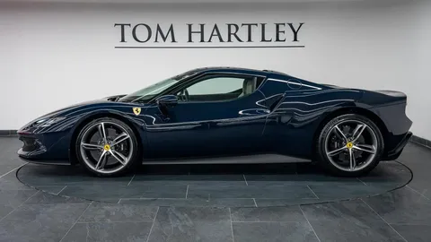 Ferrari 296 GTB 4