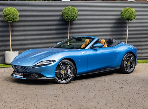 Ferrari Roma Spider 5