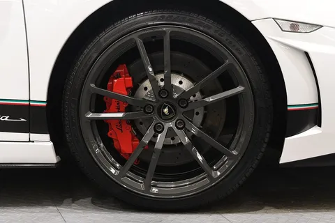 Lamborghini Gallardo LP 570-4 Superleggera — photo 3 of 47