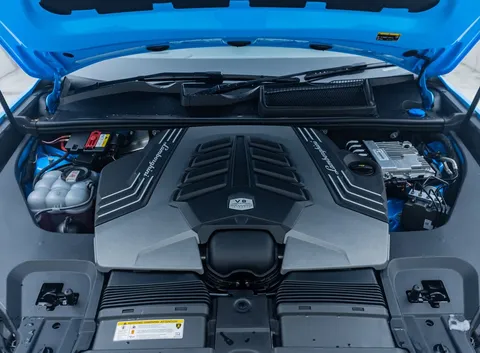 Lamborghini Urus V8 2