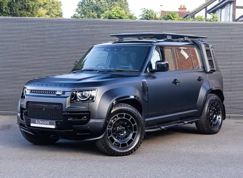 Land Rover Defender 110 OCTA Black 5
