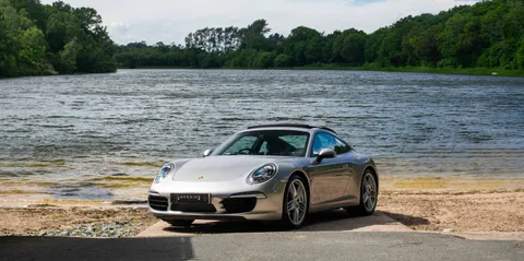 Porsche 911 Carrera S — photo 3 of 63