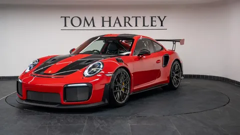 Porsche 911 GT2 RS Weissach Package — photo 3 of 41