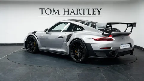 Porsche 911 GT2 RS Weissach Package 5