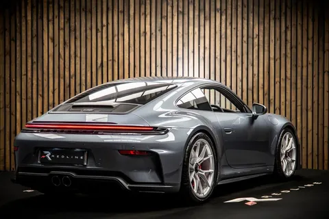 Porsche 911 GT3 Touring — photo 4 of 44