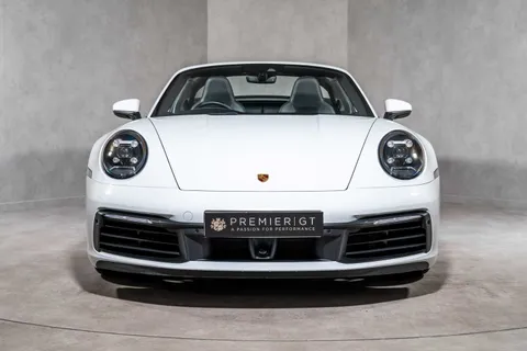 Porsche 911 Targa 4 — photo 2 of 59
