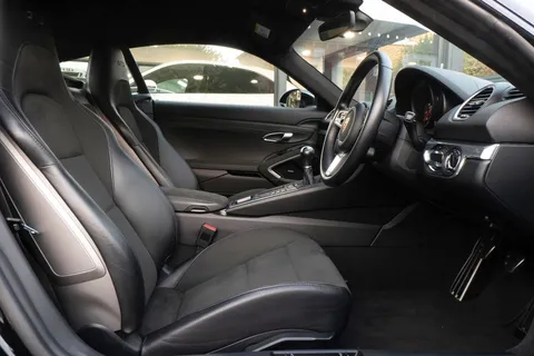 Porsche Cayman GTS 4.0 — photo 2 of 34